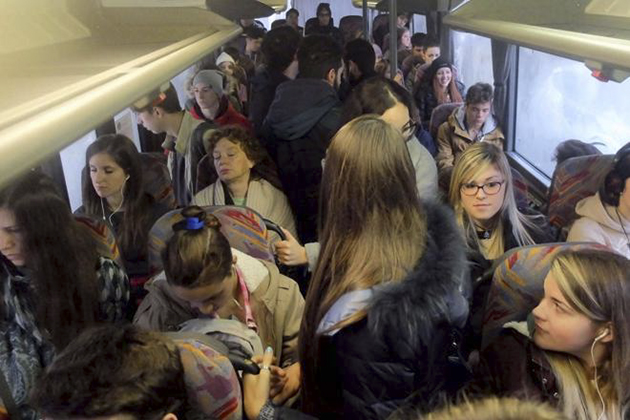 Treno affollato di domenica mattina