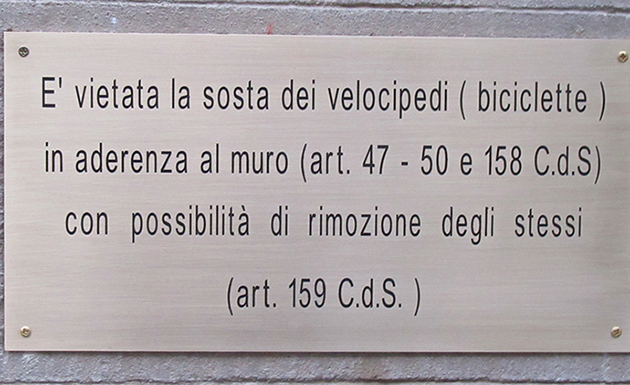 targa-vietato-parcheggio-bici
