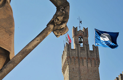 Arezzo bandiera blu, ha il mare più pulito d’Italia