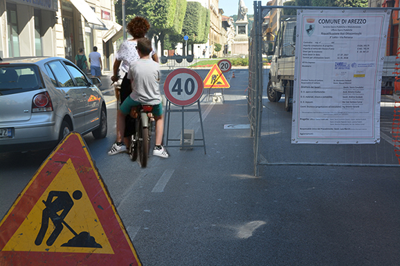 Ma i ciclisti di via Petrarca sono assicurati?