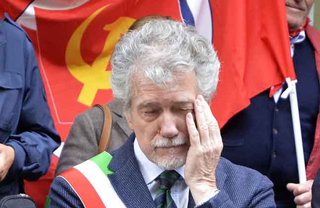 Il mal di testa del sindaco Ghinelli
