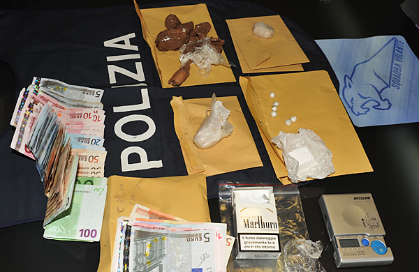 Arezzo, un mondo di droga