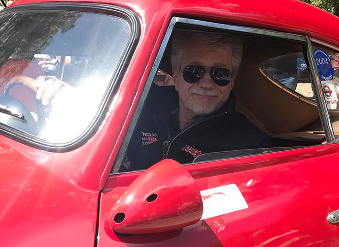 Anche il sindaco di destra diventa rosso