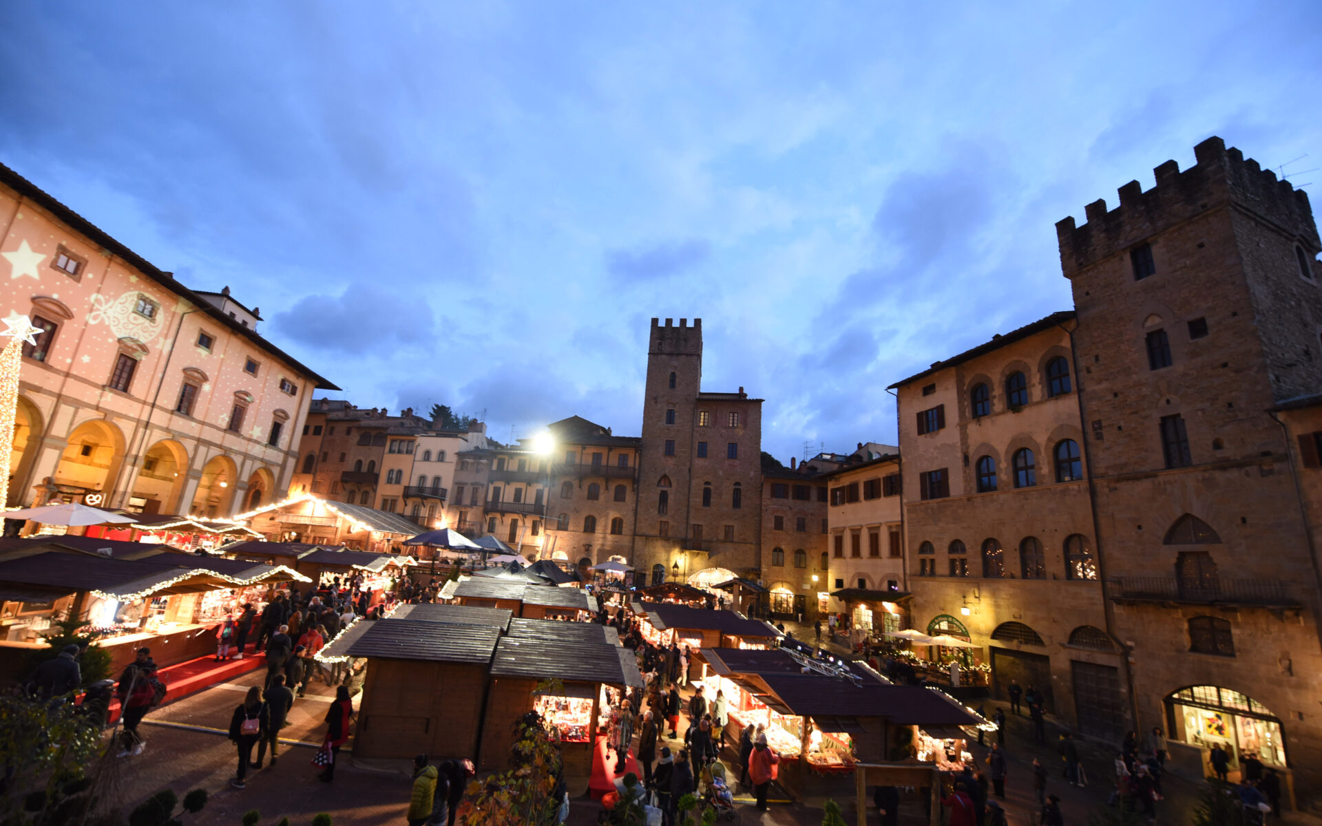 Villaggio tirolese piazza Vasari