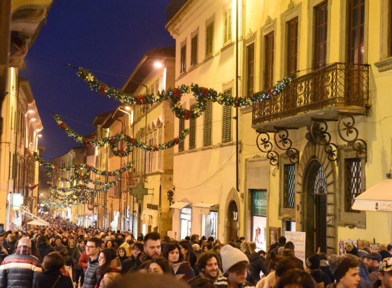 Arezzo Città dell’Ignoranza, bisogna prenderne atto con serenità