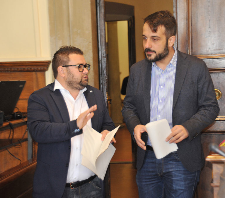 Nota dei consiglieri comunali Alessandro Caneschi (Pd) e Francesco Romizi (Arezzo in Comune)