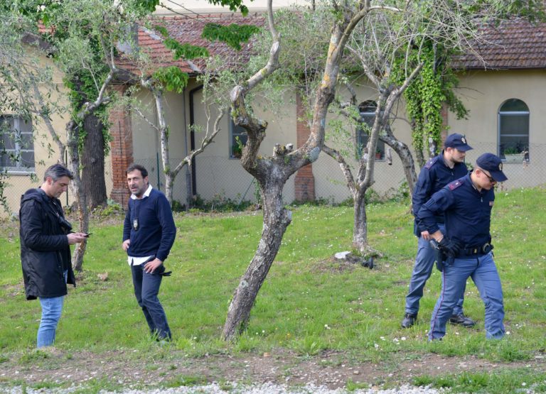 Cari drogati, abbiate pazienza qualche giorno…