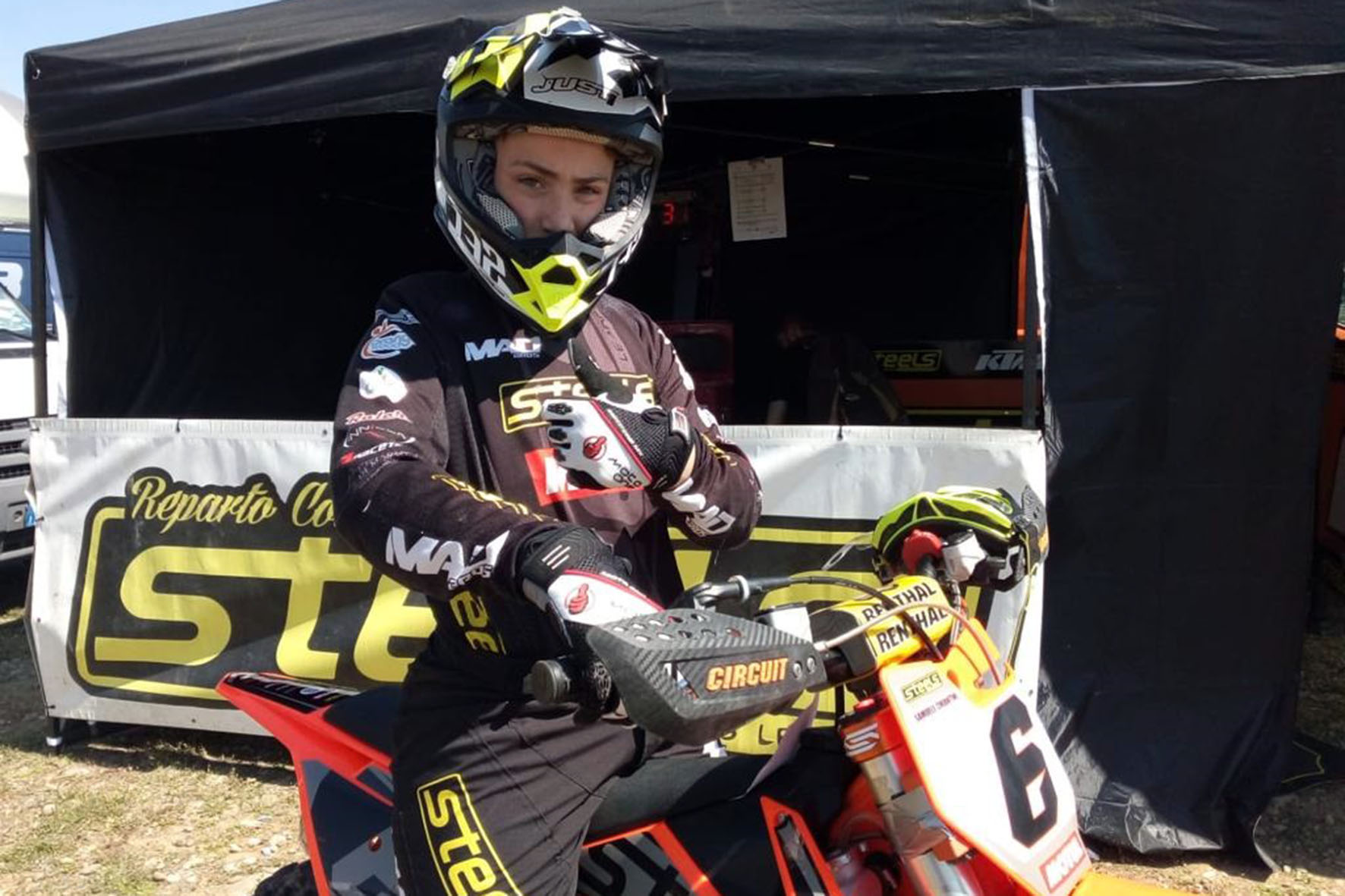 Steels - Samuele Chiantini