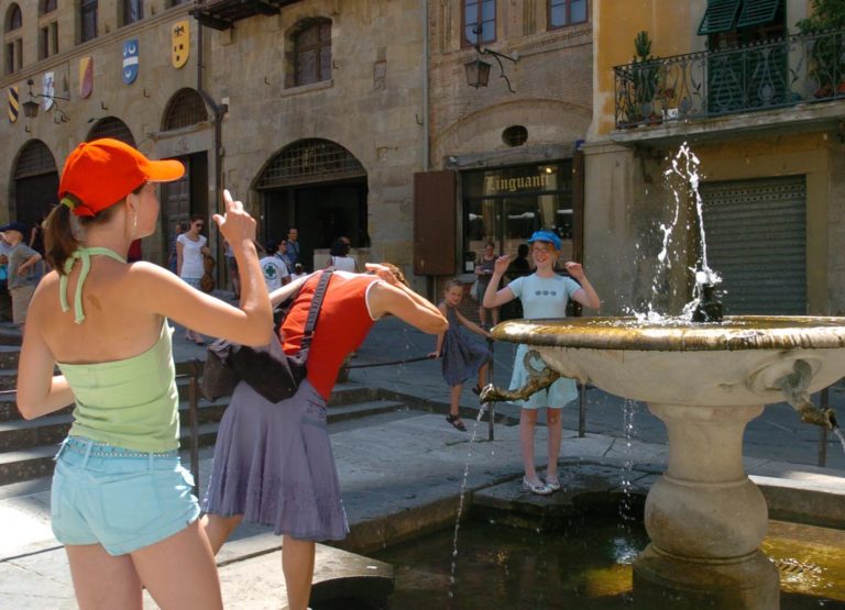 Ondata di caldo anomalo, consigli utili per stare bene