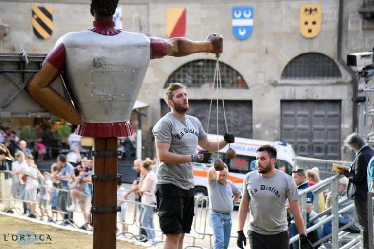 Giostra del Saracino: le serate di prove in 80 foto