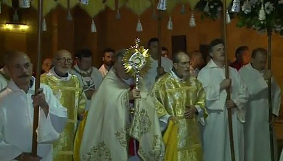 Tra sacro e profano