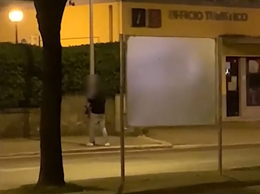 E’ fatto un mondo che un se sta più ritti! (video)