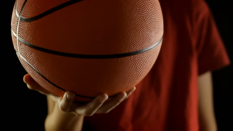 L’Amen Scuola Basket Arezzo vince Gara 5 e sale in Serie C Gold