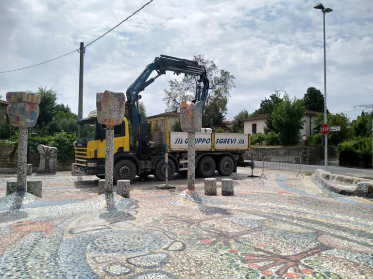 Un Mosaico che unisce le persone