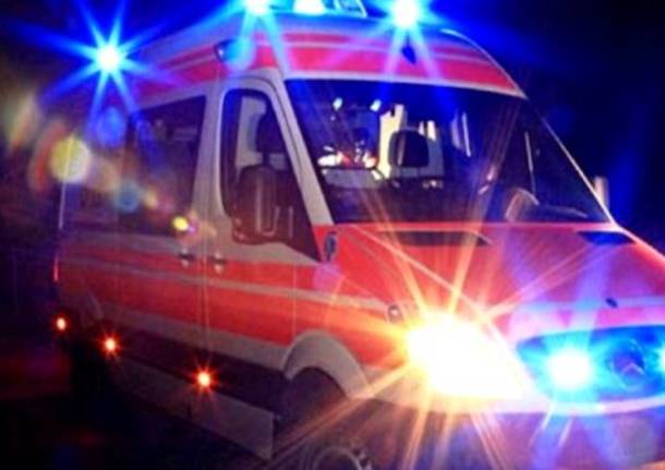 Incidente stradale a Bucine: 19enne trasportata in ospedale in codice giallo