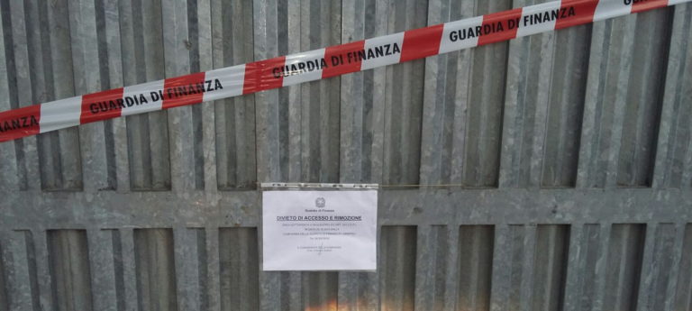 Guardia di Finanza sequestra parte di stadio della Spal, perquisizioni anche ad Arezzo