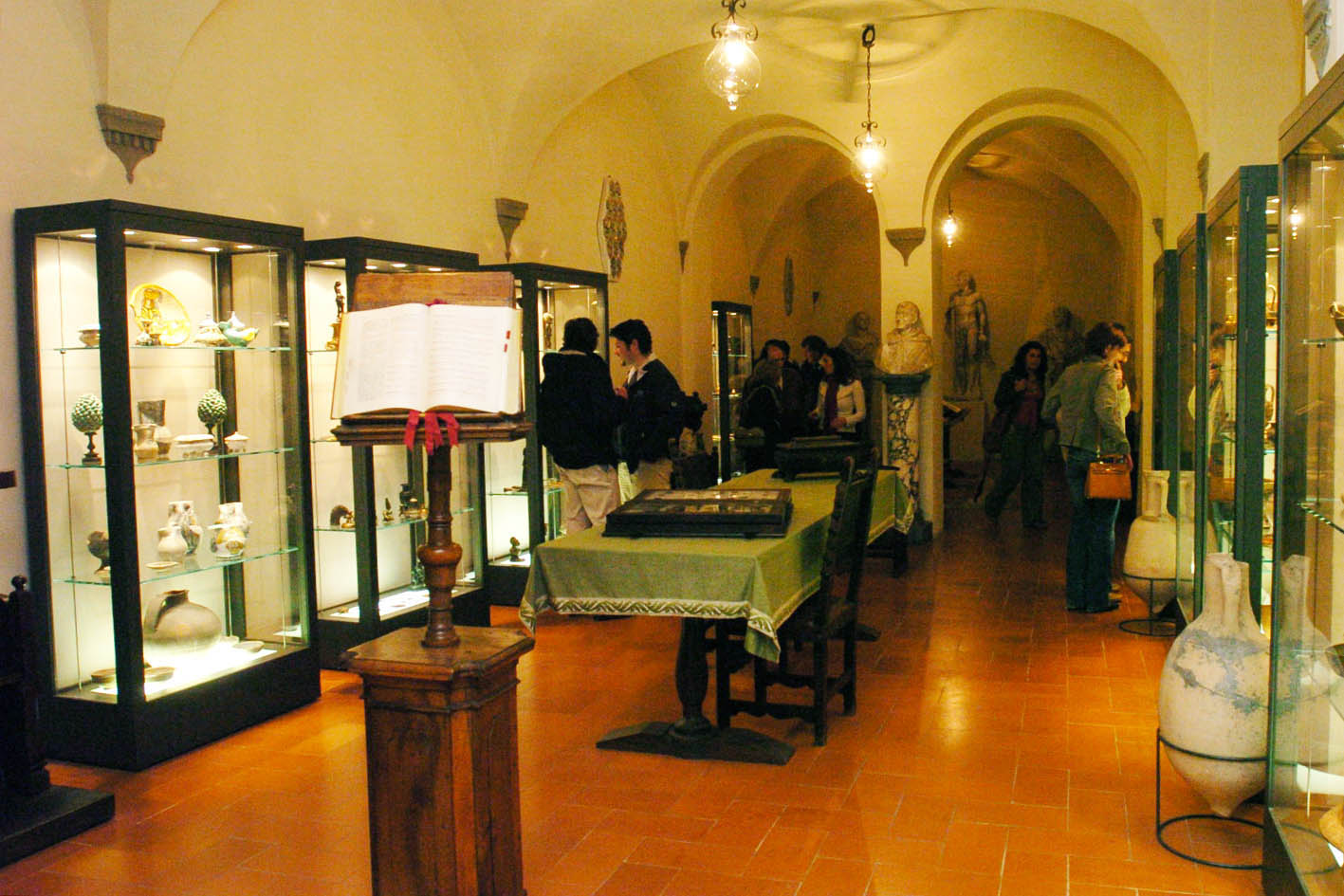 AREZZO CASA BRUSCHI VISITATORI
