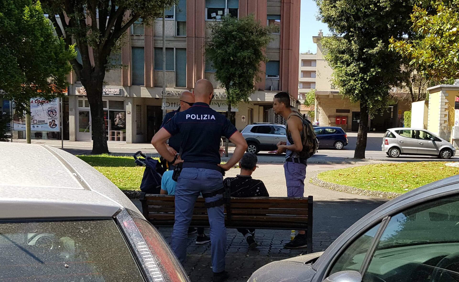 polizia-controlli-via spinello