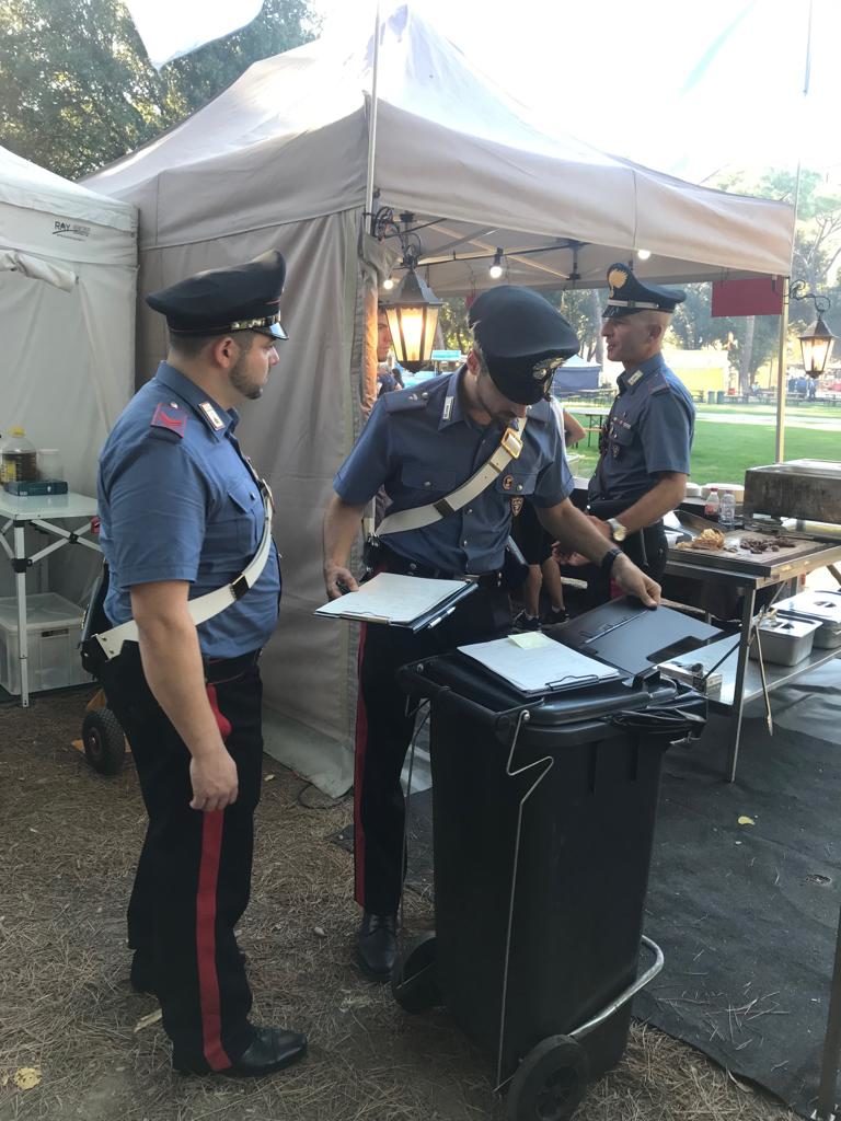 Blitz dei carabinieri Forestali a Street Food: carne francese venduta per argentina (foto)