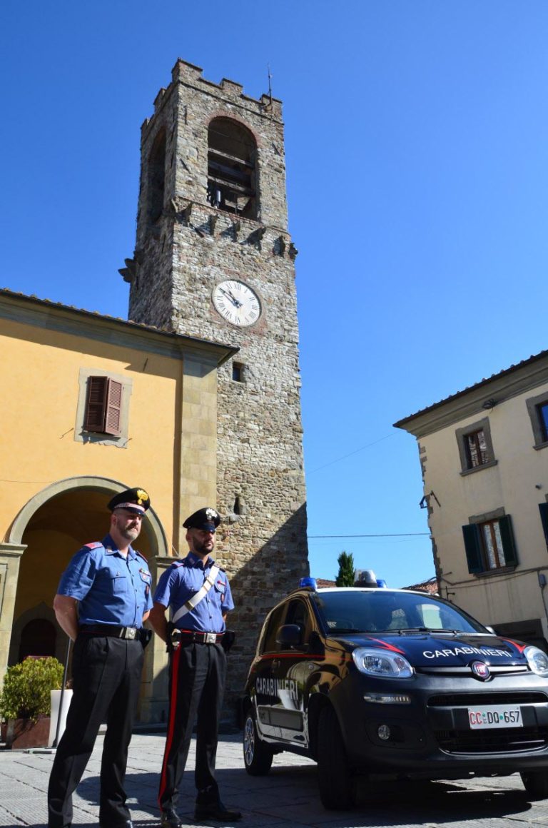 Malmena l’autista del bus, denunciato dai carabinieri