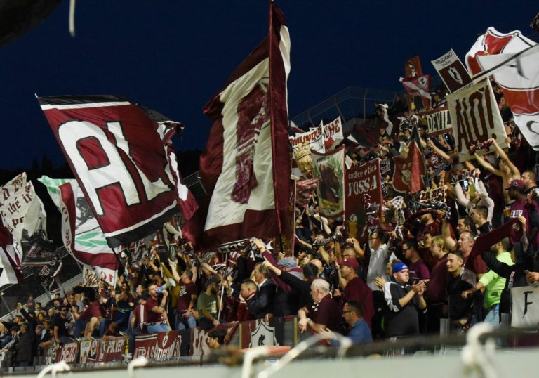 Pontedera Arezzo: 2-1, gli amaranto battuti nel derby a pochi minuti dal termine