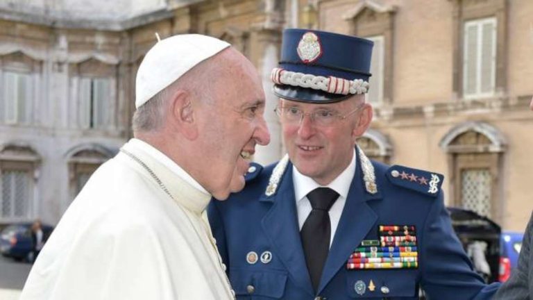 Vaticano – Quando la burocrazia non esiste
