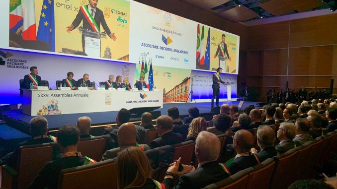 Assemblea ANCI – Troppi sindaci o poco spazio?