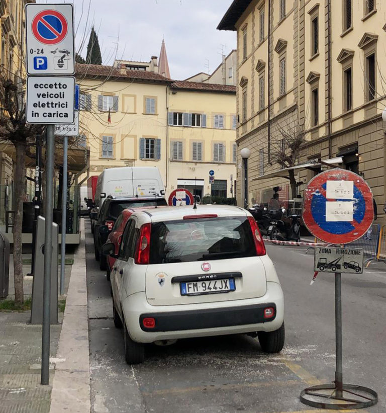 Incaricati del Comune, ma non…in carica
