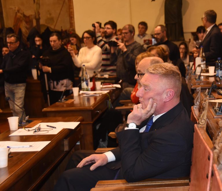 Il Sindaco che non risponde