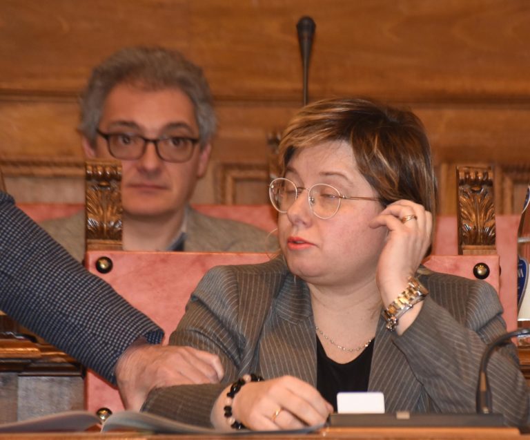 E ora siamo in tre a cantare l’Allighinelli…