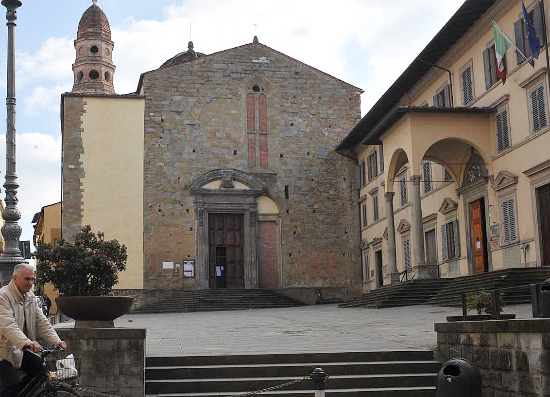 AREZZO P.ZZA BADIA