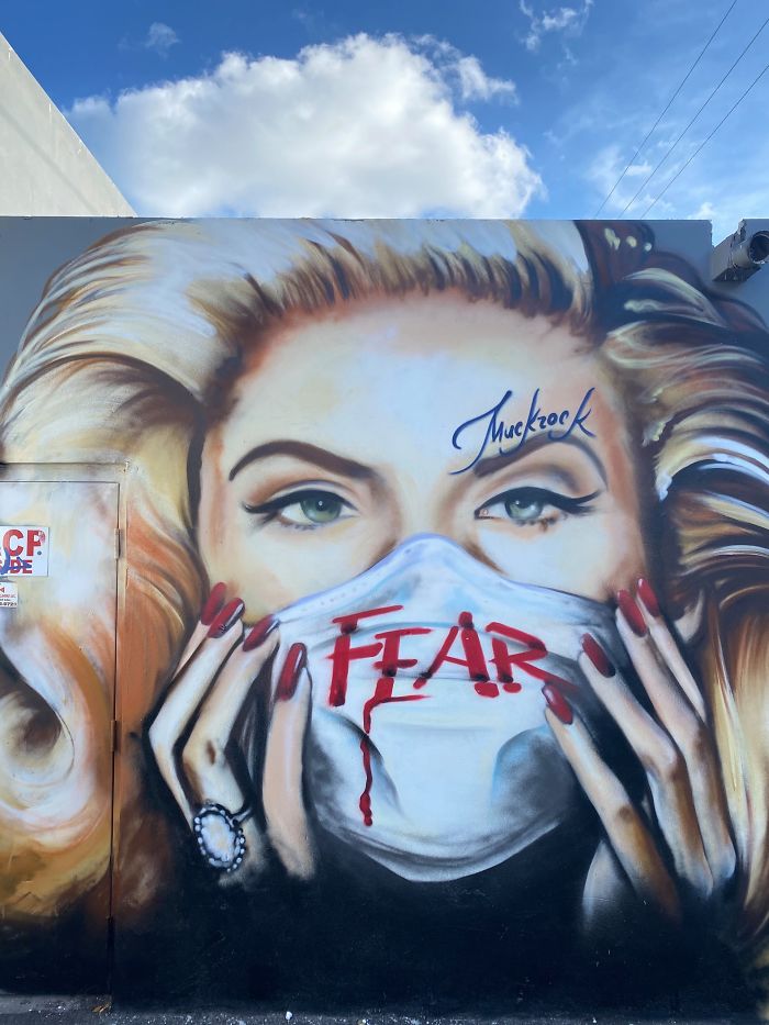 Alcuni dei graffiti più significativi sul Coronavirus da tutto il mondo