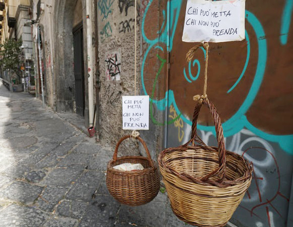 La scintillante vetrina della solidarietà