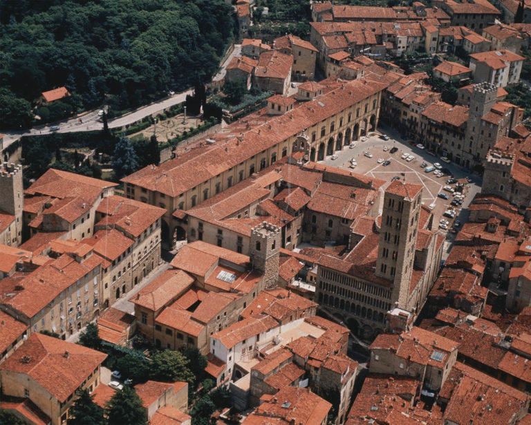 Arezzo, tutte le notizie di oggi:  2 Giugno