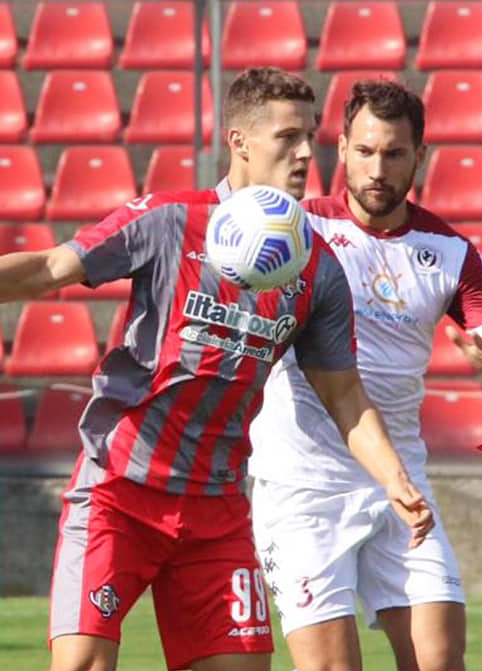 Amaranto battuti dalla Cremonese  4-0:  l’ Arezzo è fuori dalla Coppa Italia