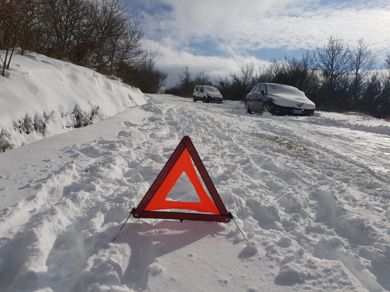 Piani neve 2024-2025: strategie operative per la sicurezza stradale in caso di emergenza
