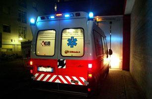 Notte di incidenti: uomo di 64 anni in codice rosso alle Scotte