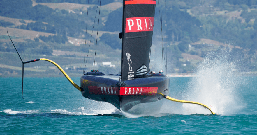 luna rossa