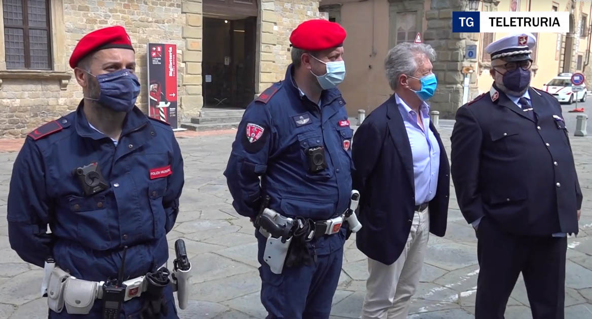La stazione mobile e gli agenti antidegrado della PM