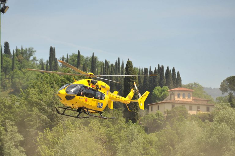 Due incidenti stradali in Valdichiana e Valtiberina: due 63enni in ospedale in codice 2