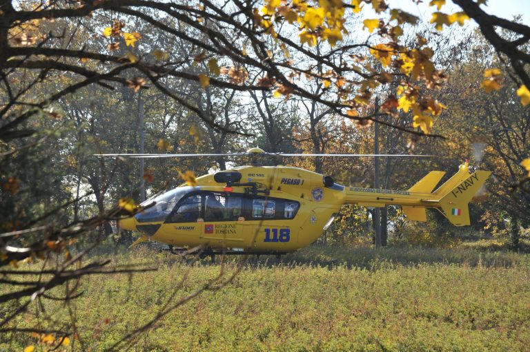 Incidente stradale sulla strada regionale della Consuma: giovane motociclista ferito