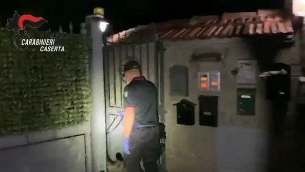 Pusher con reddito decine di arresti nel Casertano- un indagato anche ad Arezzo