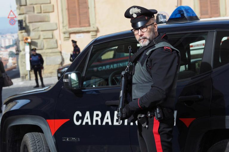 Si allontana dalla provincia di Roma: 44enne rintracciato ad Arezzo dai Carabinieri
