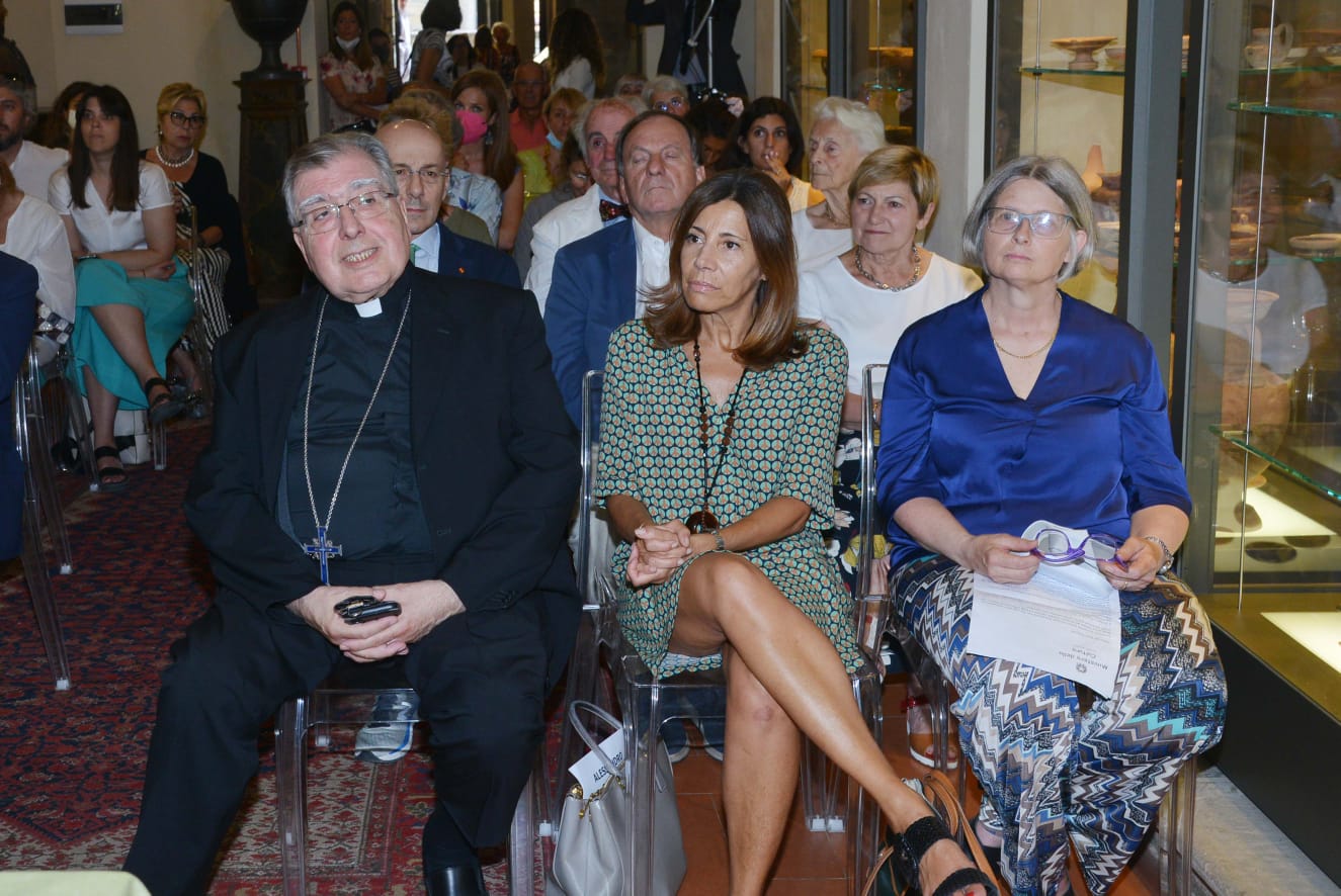 La carezza dell'ipocrita Riccardo