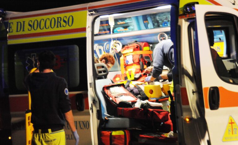 Pedone di 48 anni investito da un’auto a Monte San Savino