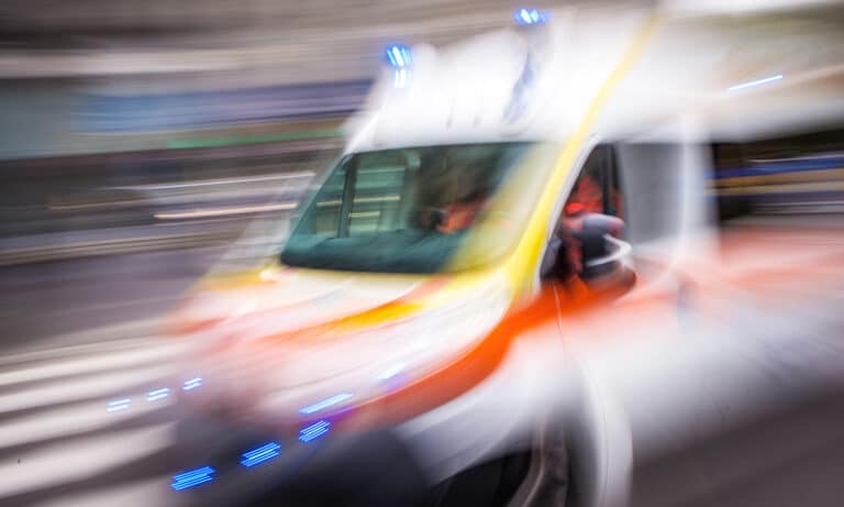 Incidente d’auto a Capolona: 87enne trasportato d’urgenza al San Donato