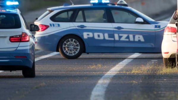 Ruba in autogrill, intercettato e arrestato dalla polizia