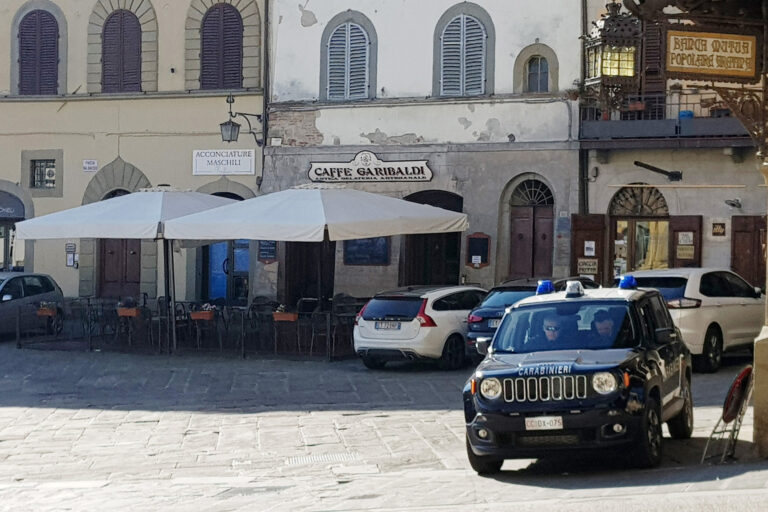 Secondo furto alla ditta Nicol di Anghiari: banditi fuggono con 400mila euro di preziosi