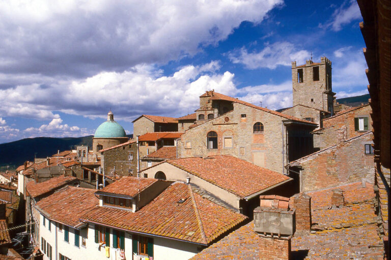 Cortona, salgono a sei i «furbetti del permesso invalidi» sanzionati dalla Polizia municipale