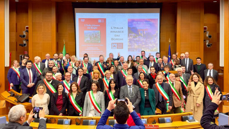 Lucignano nella guida “The most beautiful Borghi of Italy”